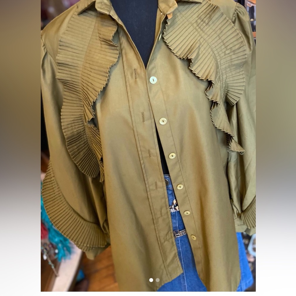 Pleated Detail Olive Green Button-Down Shirt - Picture 10 of 11